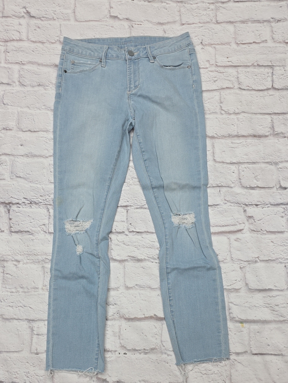 Articles of Society Carly Jeans Sz 27(29x27) Light Blue Distressed Skinny Crop